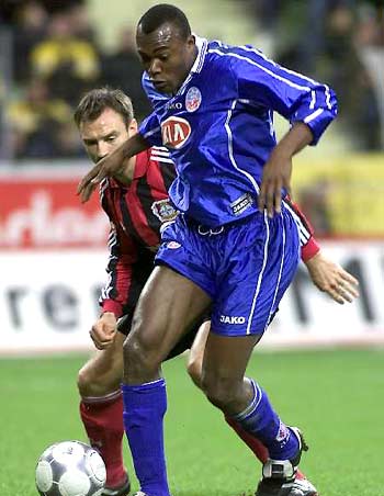 注这位少年 注这位少年