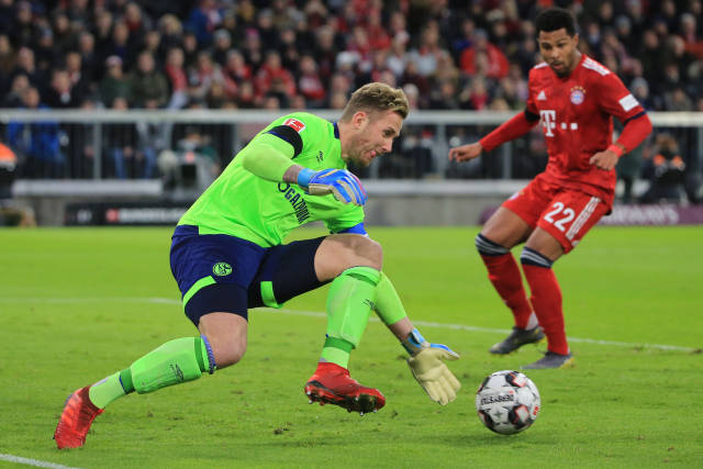 斯图尔特两 斯图尔特两